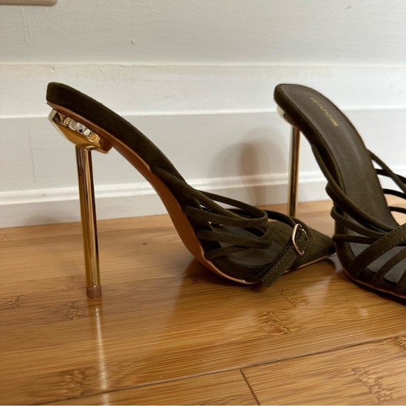 PLT HEELS - Picture 3 of 6